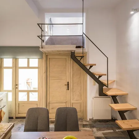 Crescendo Splantzia アパート ハニア