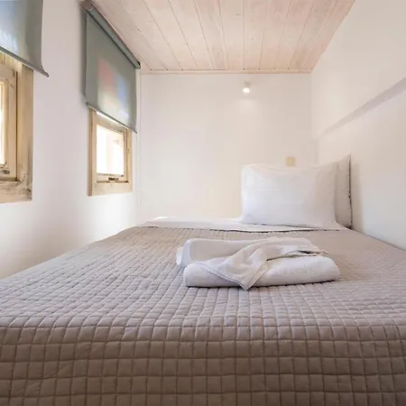 Crescendo Splantzia Apartment