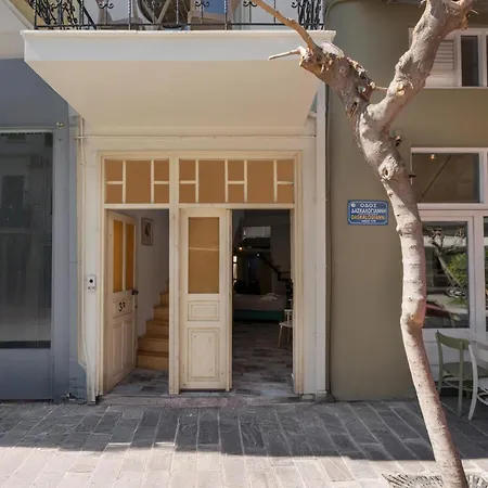 Crescendo Splantzia 干尼亞